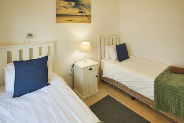 Sea Cottage Langebaan 4 Sleeper - 238895