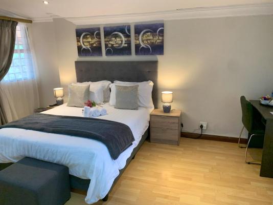 The Pillows Suites Villa - 239369