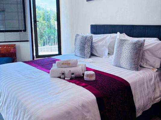 The Pillows Suites Villa - 239375