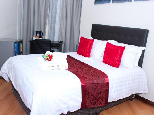 The Pillows Suites Villa - 239390