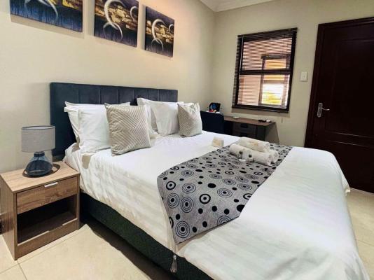 The Pillows Suites Villa - 239398