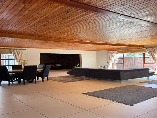 UpperRoom on Sonop - 239523