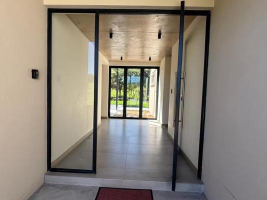 Wabi Sabie River House - 239582