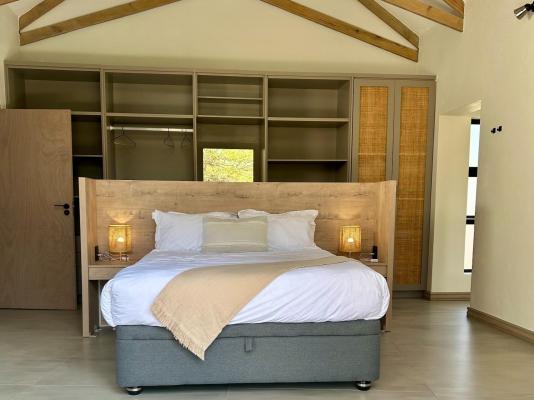 Wabi Sabie River House - 239611