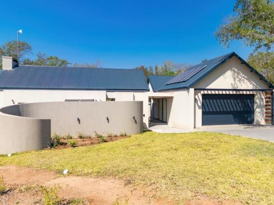 Wabi Sabie River House - 239617