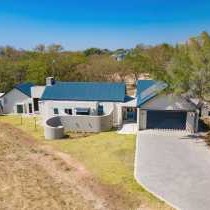 Wabi Sabie River House - 239620