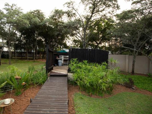 Weavers Nest Guesthouse - 239630