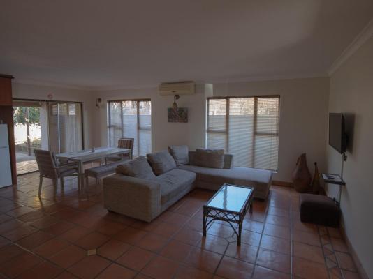 Weavers Nest Guesthouse - 239651
