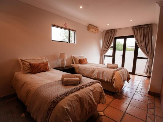 Weavers Nest Guesthouse - 239656