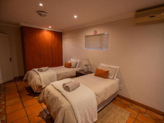 Weavers Nest Guesthouse - 239657
