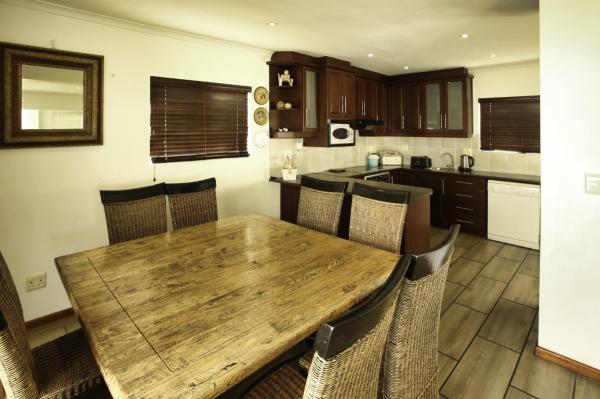 Dalene Se Seehuis, Langebaan, 8 Sleeper  - 239846
