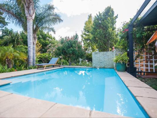 Connie’s Cottages - 239871