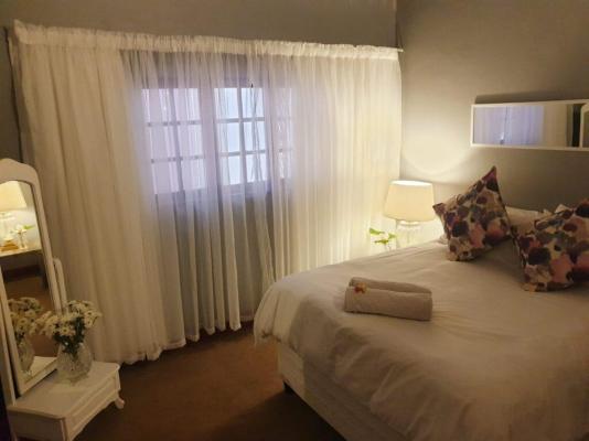 Room image 2