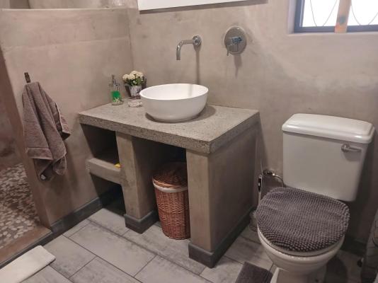 Room image 5