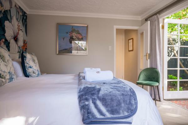 Rozenburg Guest House - 240303