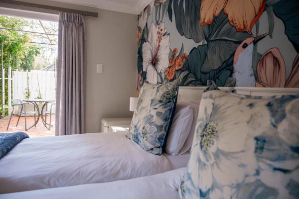Rozenburg Guest House - 240306