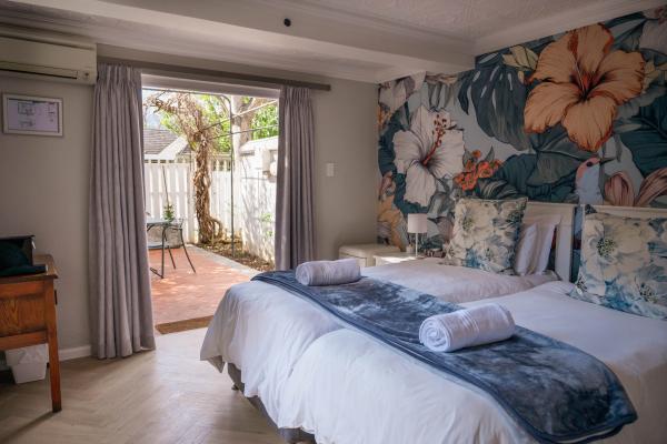 Rozenburg Guest House - 240307