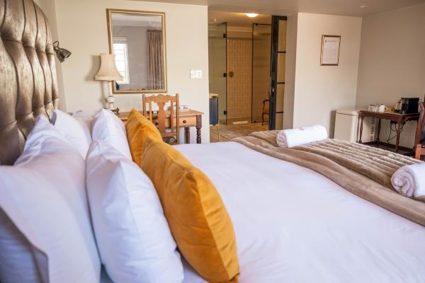 Rozenburg Guest House - 240318