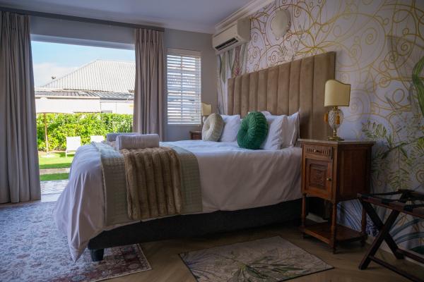 Rozenburg Guest House - 240327