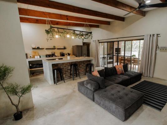 Afri Villa Stays - 240395