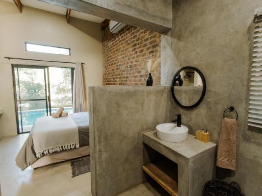Afri Villa Stays - 240398
