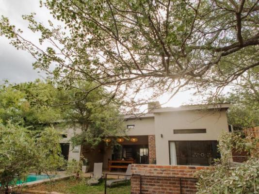 Afri Villa Stays - 240403