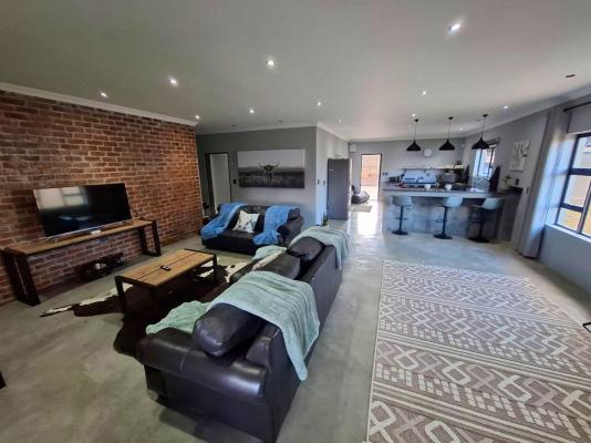 The Goose Guesthouse - 240504