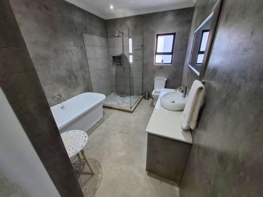 The Goose Guesthouse - 240520
