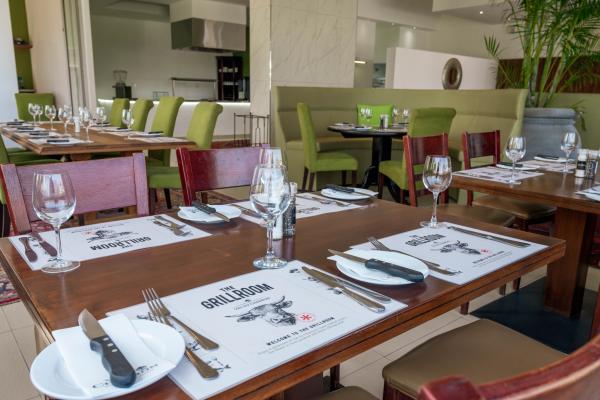 Val du Charron Wine and Leisure Estate Coach House - 240670