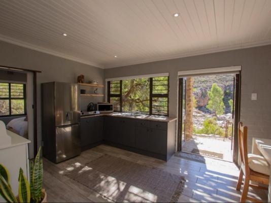 Desert Wind Private Guest and Game Farm - 240714