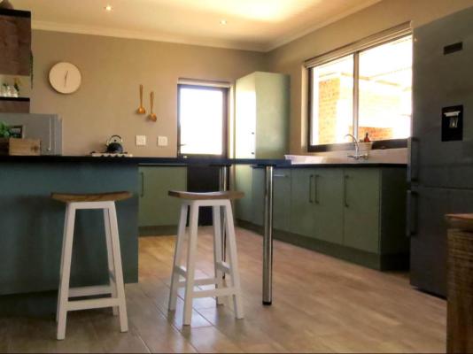 Desert Wind Private Guest and Game Farm - 240779