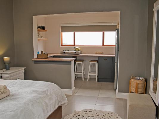Desert Wind Private Guest and Game Farm - 240787