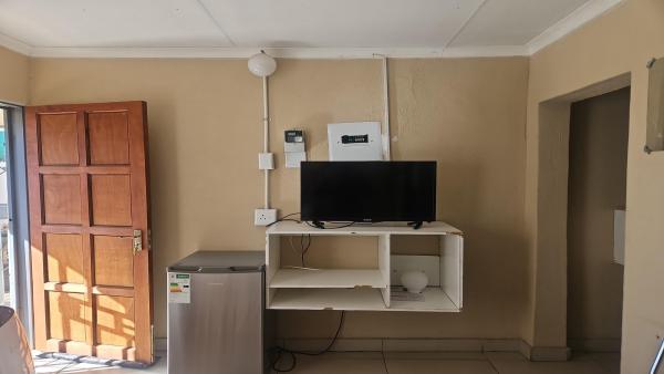 Naledi Lodge and Guesthouse - 241007