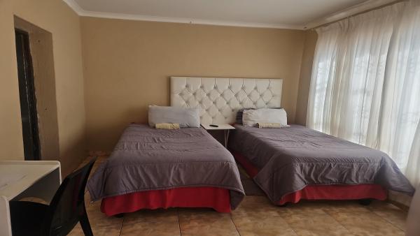 Naledi Lodge and Guesthouse - 241012