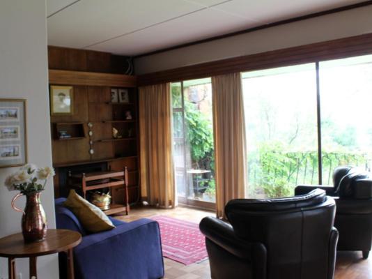 Hillside Farm - 241201