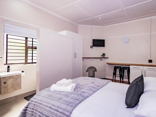 Room image 6