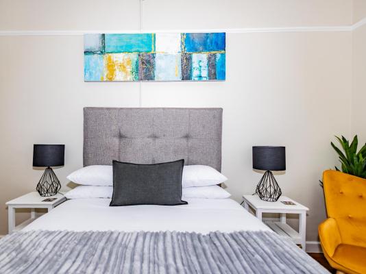 Room image 8