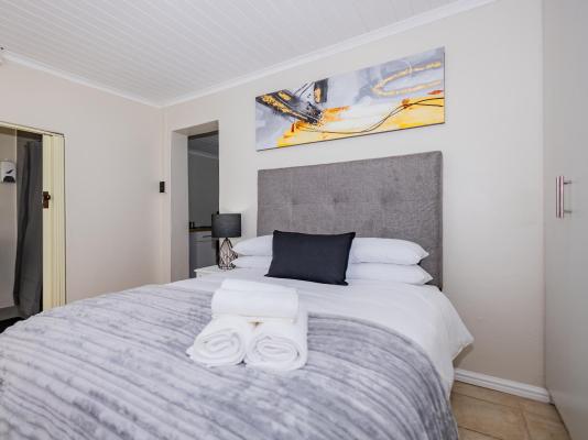 Room image 5