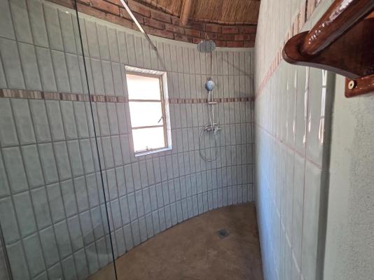 LoWes Africa - 241501