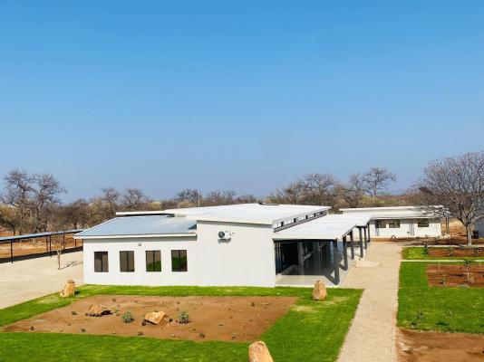Alldays Country Lodge - 241598