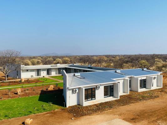 Alldays Country Lodge - 241603
