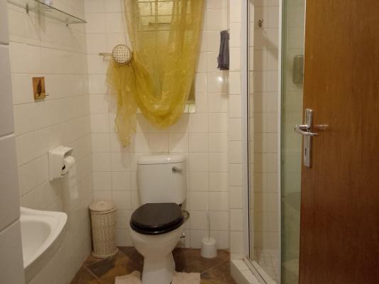 Acondri Guesthouse - 242005