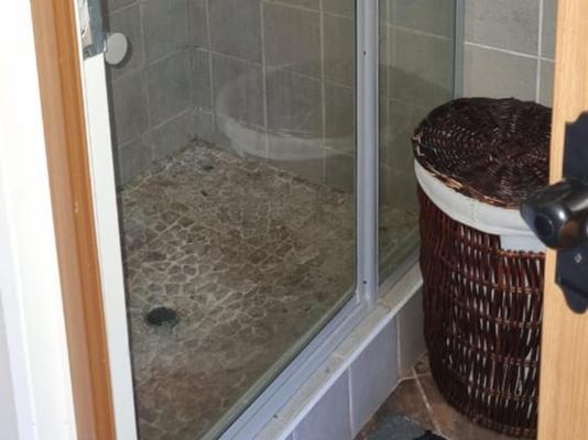 Acondri Guesthouse - 242033