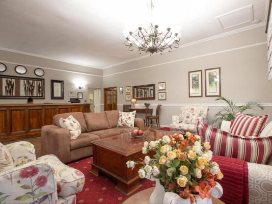 Mount Currie Inn - 242097