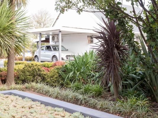 Mount Currie Inn - 242099