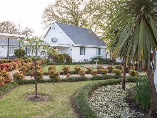 Mount Currie Inn - 242102