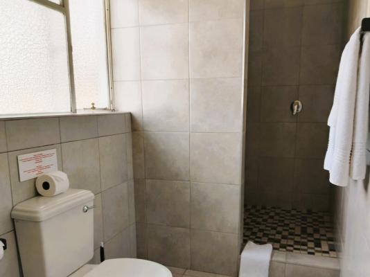 Mount Currie Inn - 242113