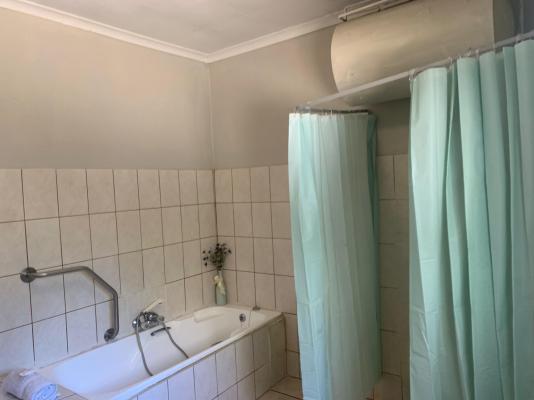 B&B @ Bloem - 242129