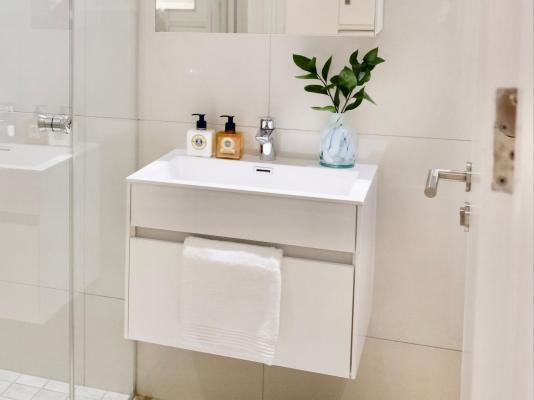 Amanzi V&A Luxury Apartments-Suite 301 - 242145