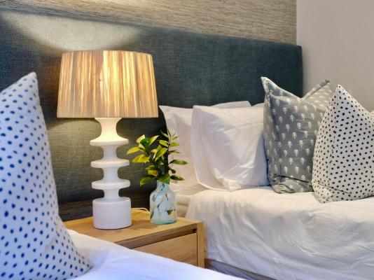 Amanzi V&A Luxury Apartments-Suite 301 - 242149
